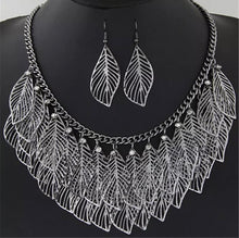 Load image into Gallery viewer, Dangle Leaf Necklace Set

