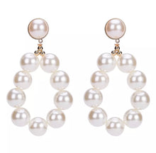 Load image into Gallery viewer, Pearl Earring Collection

