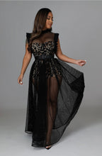 Load image into Gallery viewer, She&#39;s Back Dress Set
